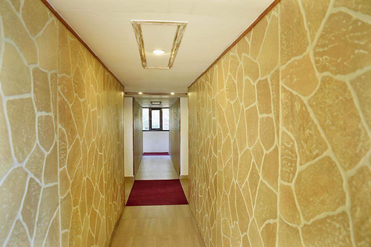 Oyo 8917 Hotel Crystal Palace Шімла Екстер'єр фото