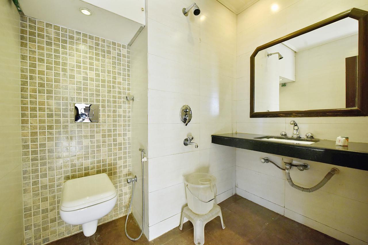 Oyo 8917 Hotel Crystal Palace Шімла Екстер'єр фото