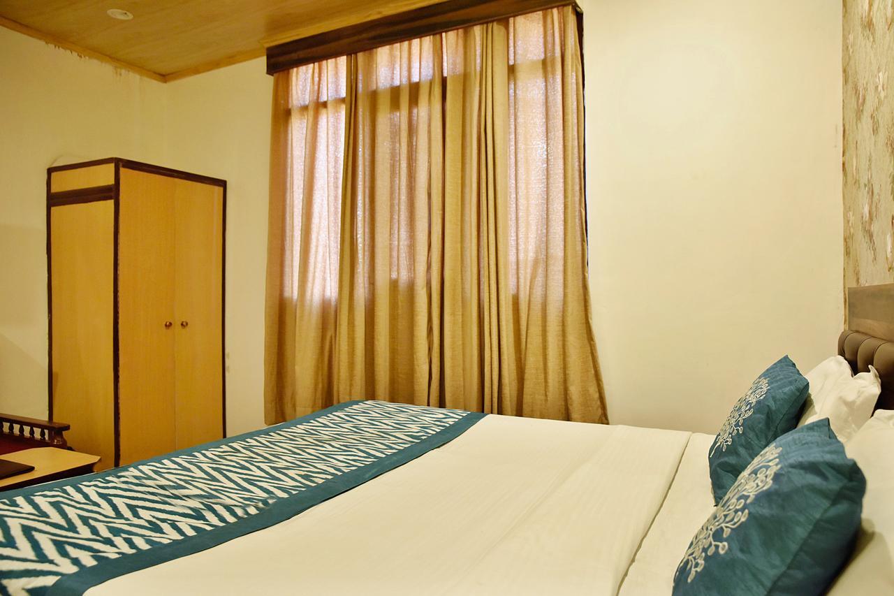 Oyo 8917 Hotel Crystal Palace Шімла Екстер'єр фото