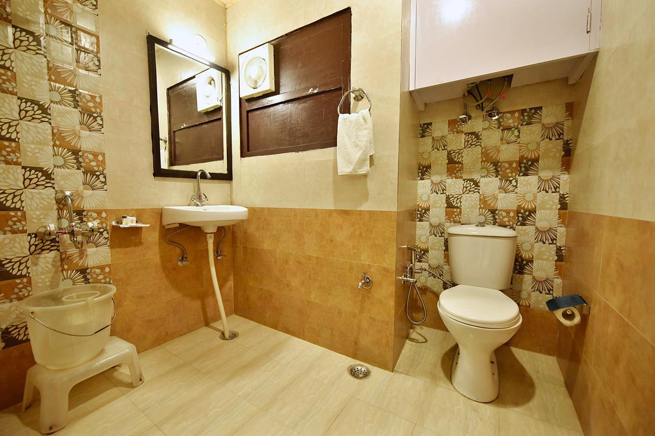 Oyo 8917 Hotel Crystal Palace Шімла Екстер'єр фото